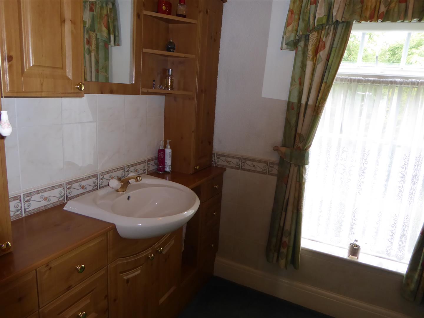 WASH ROOM